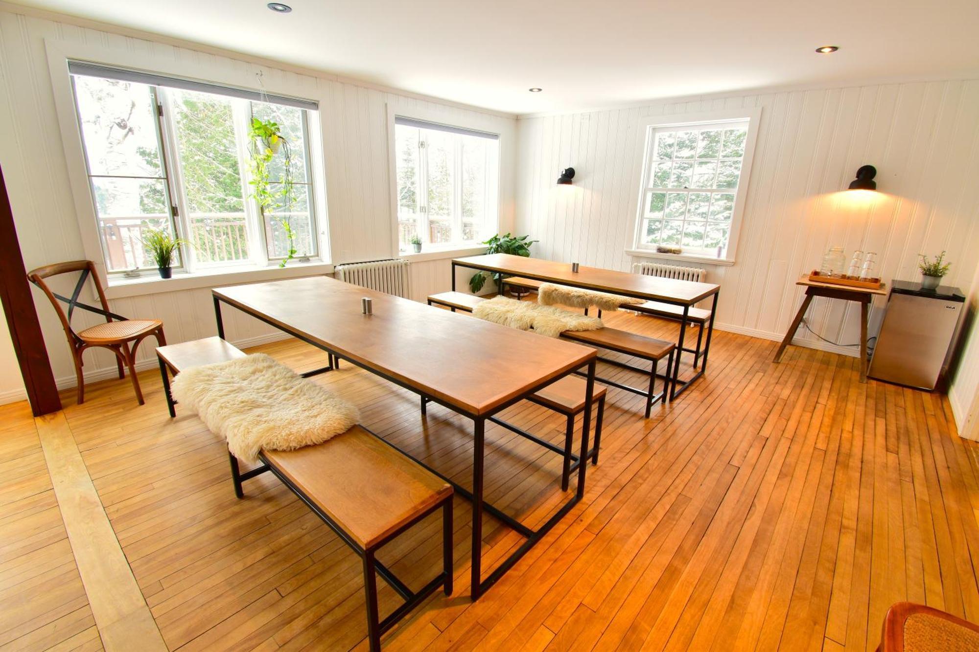 Le Partage Lodge: Destination Plein Air Et Sociale Val-Morin Exterior photo
